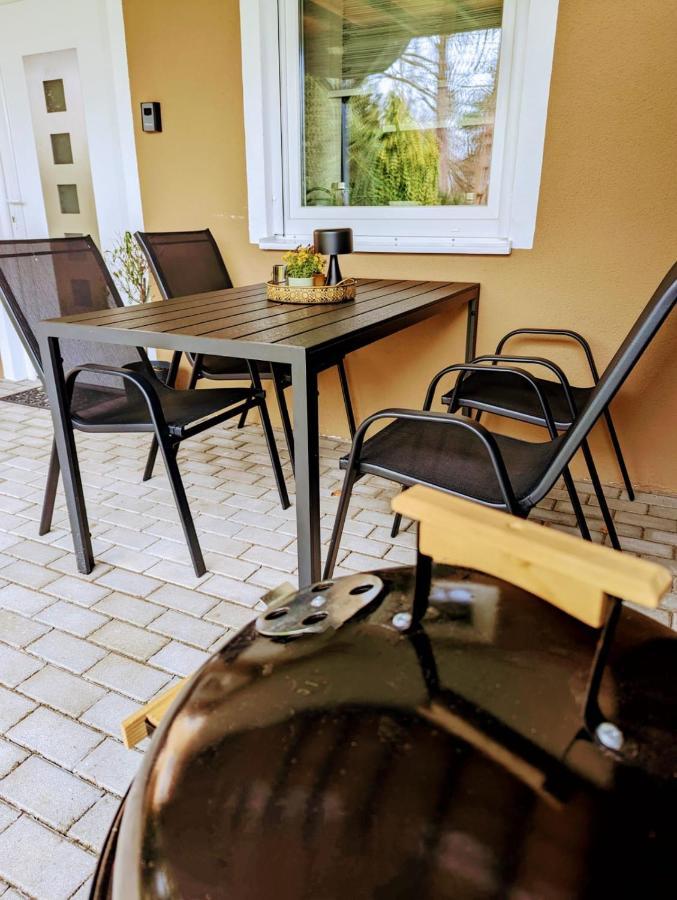 Ferienwohnung Jobst - Ruhig Mit Blick Ins Gruene Nittenau Exterior foto