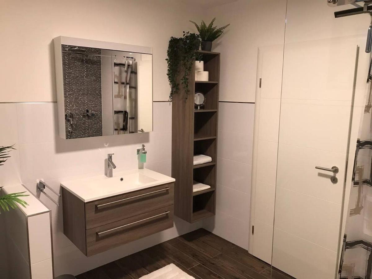 Ferienwohnung Jobst - Ruhig Mit Blick Ins Gruene Nittenau Exterior foto